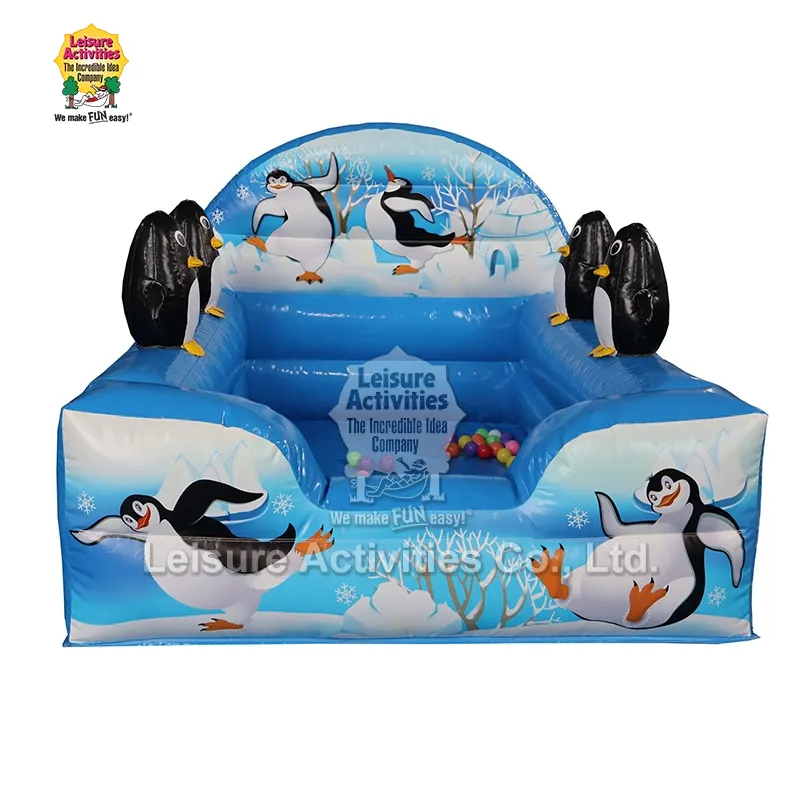Inflatable Penguin Ball lacus cum Air Jugglers